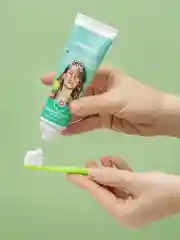 Зубная паста SYNERGETIC Биоактивный кальций, 100 г