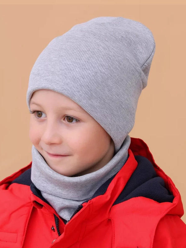Комплект демисезонный для мальчика 3-7 лет .Шапка и снуд для мальчика
