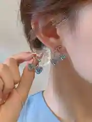 Серьги гвоздики, двойные, серьги с сердечками, серьги с камнем, веточки, серьги женские
