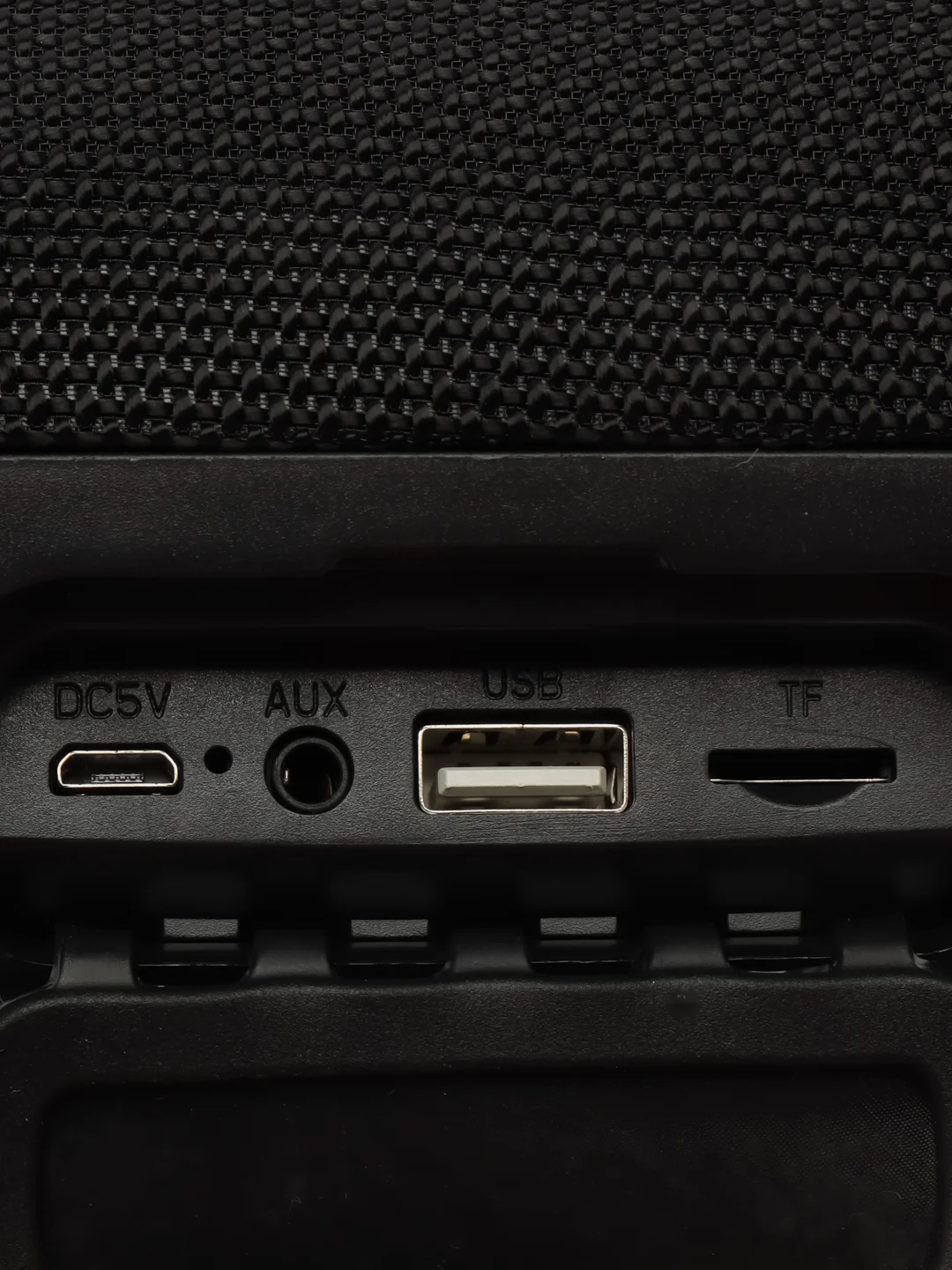Черный портативная Bluetooth колонка блутуз Charge4 40w