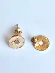 Серьги металлически круглые под золото