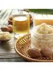 Шампунь с маслом ШИ 330 мл.