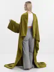 Зеленый плед с рукавами женский Totmart плюшевый 150*200 см, мягкий пушистый плед-одеяло