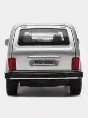 Серебряный lada 2121 Нива 1:32 A4069