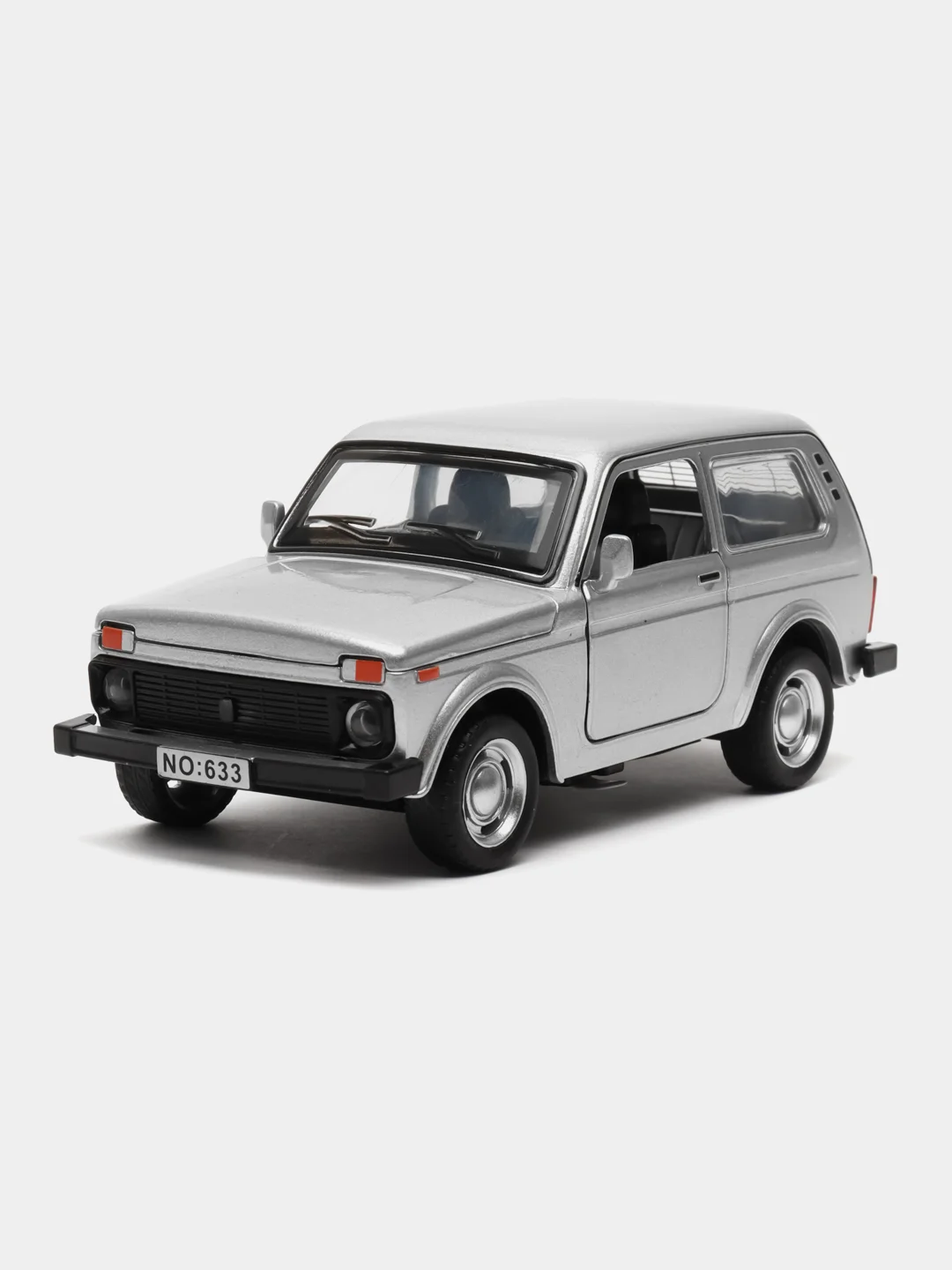 Серебряный lada 2121 Нива 1:32 A4069