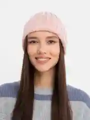 Розовый шапка шерстяная осенне - зимняя