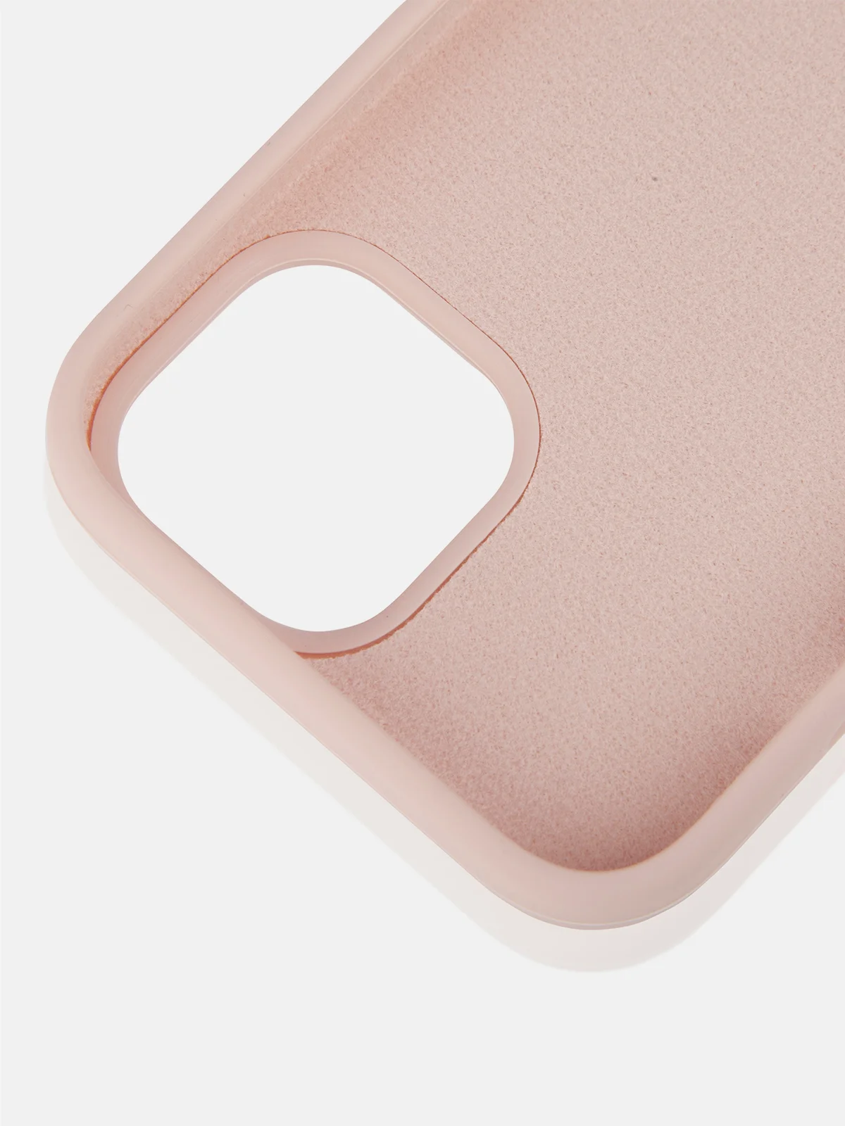 Пудровый чехол для Apple iPhone 15 силиконовый ROSCO матовый с микрофиброй, бортиком защитой камер