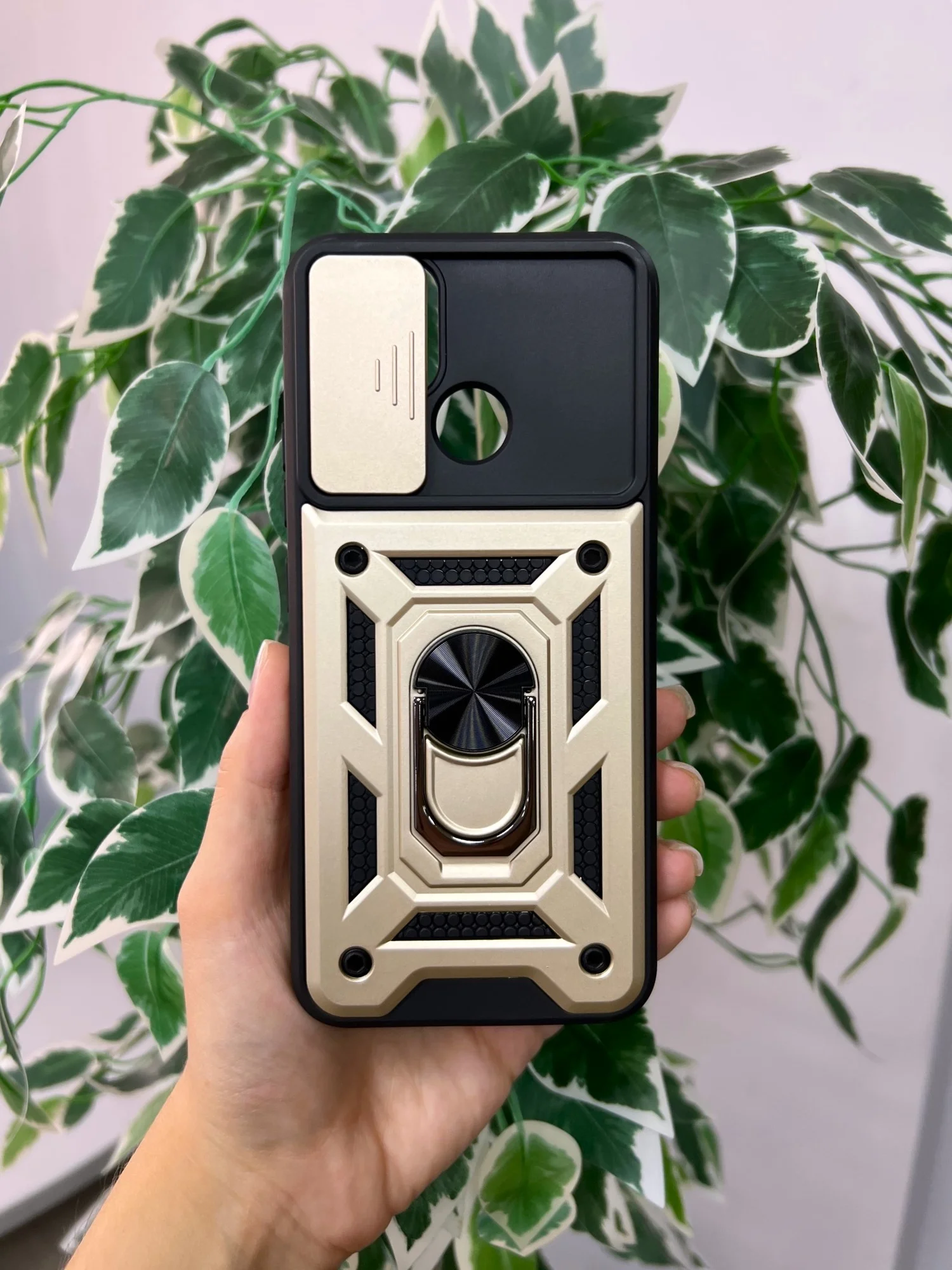Золотой чехол противоударный armors для Realme C15 и C25 и C25s / Реалми С15 и С25 и С25s