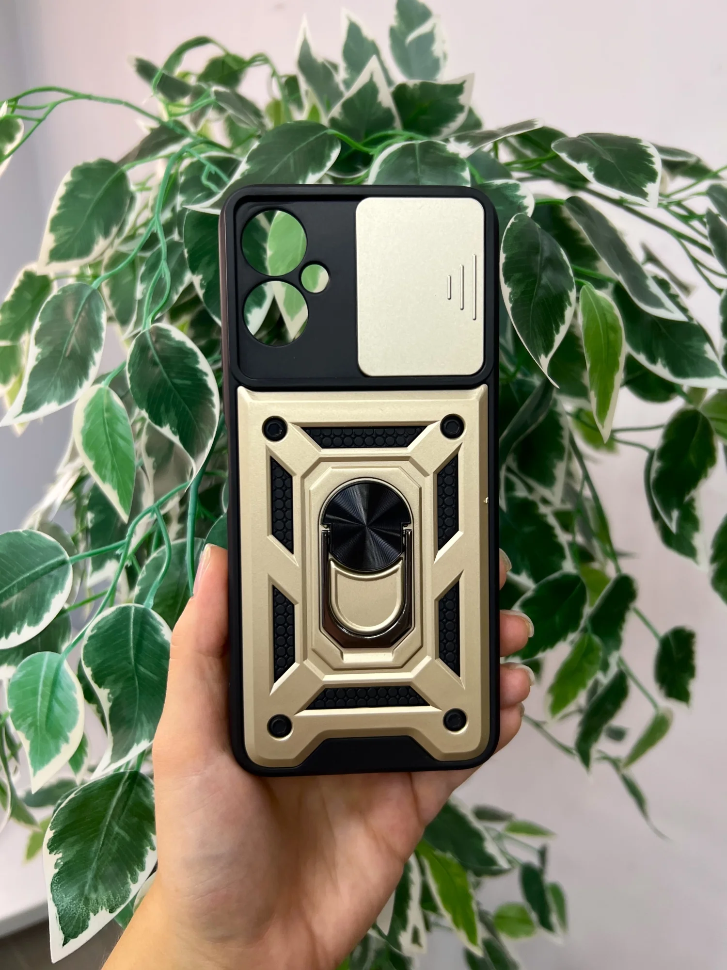 Золотой чехол противоударный armors для Tecno Spark 9 Pro / Техно Спарк 9 Про с защитой камеры
