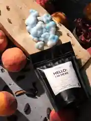 Аромавоск "Peach Nectar, Golden Santal & Tonka", 70 гр