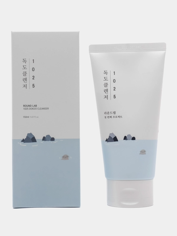 Мягкая пенка для умывания с морской водой Round Lab 1025 Dokdo Cleanser, 150 мл