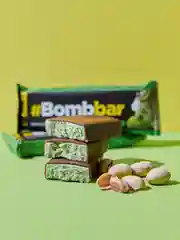 Батончик глазированный Bombbar "Фисташковая меренга", 40 г