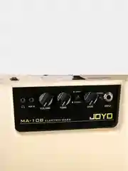 Портативный комбоусилитель для бас-гитары Joyo MA-10B