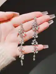 Серебряный серьги женские, длинные, вечерние, со стразами