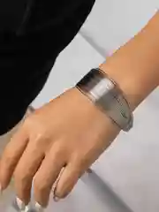 Серебряный браслет женский, на руку, широкий, металлический