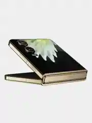 Зеленый смартфон Tecno Phantom V Flip 2 5G, 8/256 Гб