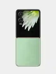 Зеленый смартфон Tecno Phantom V Flip 2 5G, 8/256 Гб