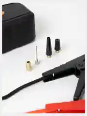 Черный зарядное устройство для автомобиля, PowerBank, компрессор автомобильный, фонарик - 4 в 1