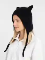Черный шапка с ушками