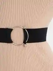 Черный эластичный пояс с металлической кольцевой пряжкой на талию женский