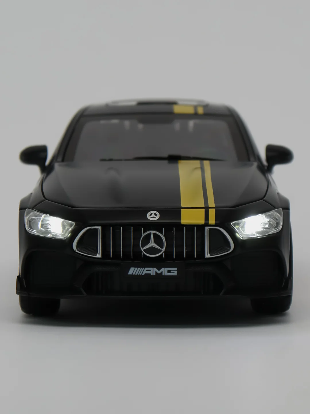 Черный масштабная металлическая модель авто 1:24 MERCEDES AMG GT63