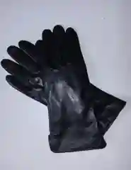 Черный перчатки
