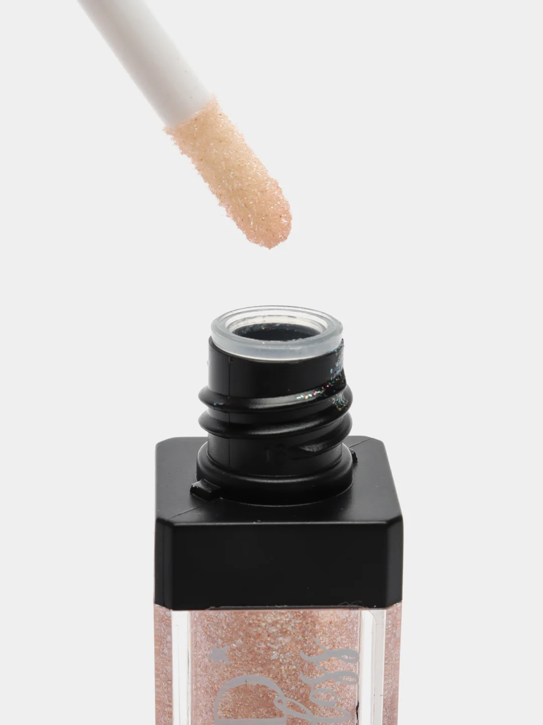 Светло-бежевый lavellecollection Блеск для губ с блестками Diamond gloss, тон 03 peach, 5мл