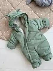 Зелёный хаки зимний комбинезон для новорожденного с капюшоном