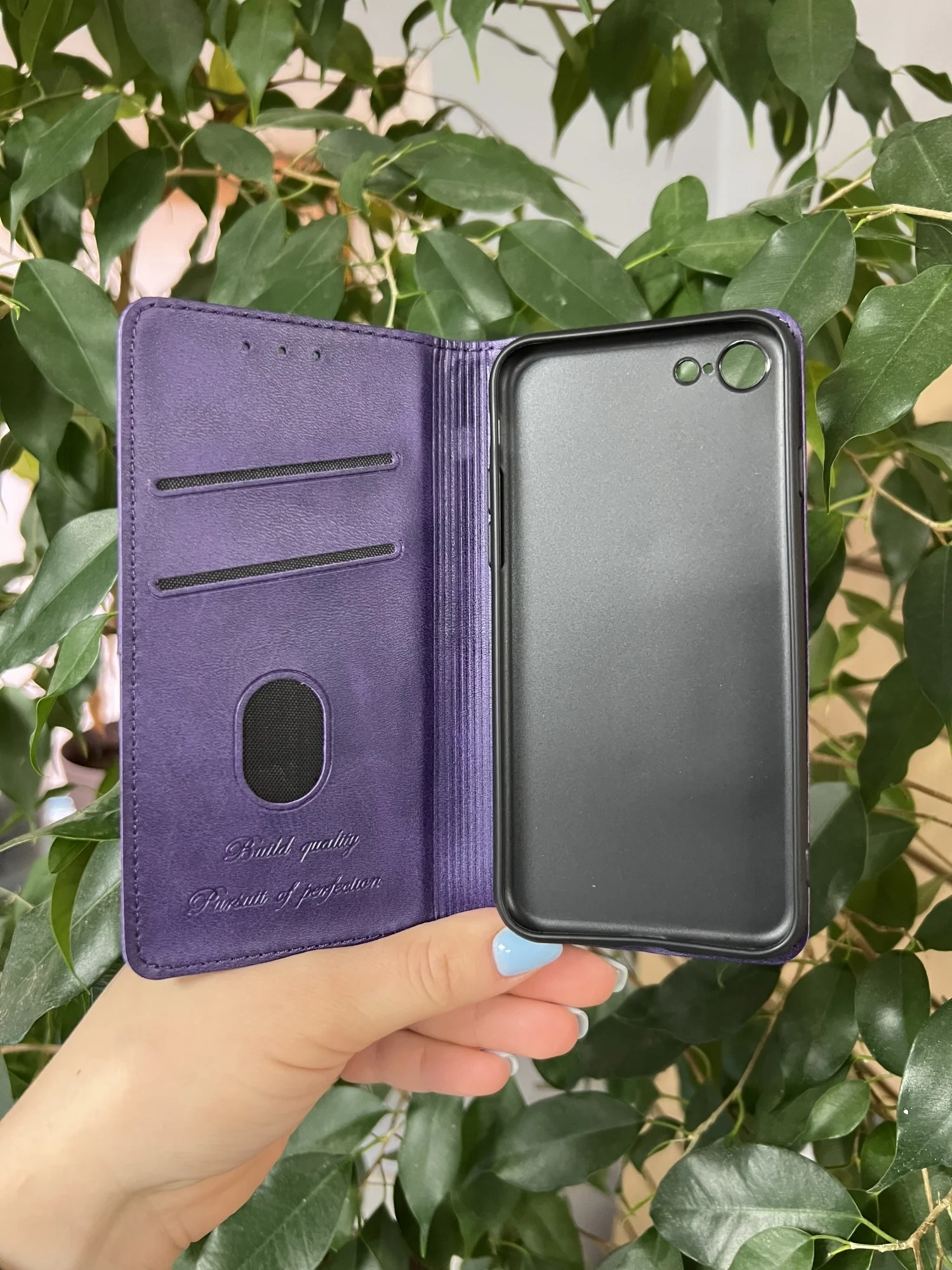 Фиолетовый чехол книжка elitcase для Apple iPhone 7 и 8 и SE2 и SE 2022 / Айфон 7 и 8 и SE2 и SE 2022
