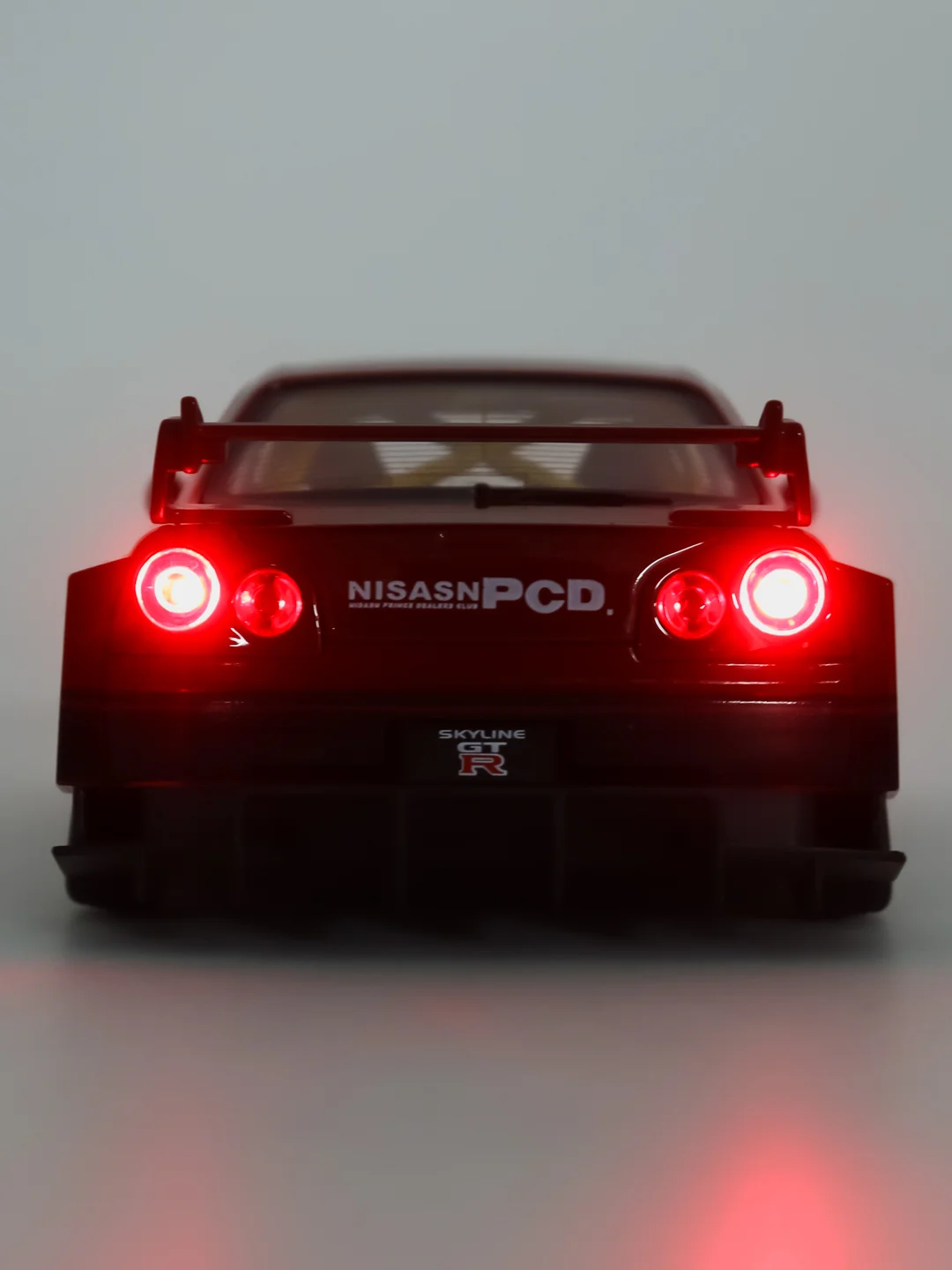 Красный масштабная металлическая модель авто 1:24 NISSAN Skyline GT-R R34 Sport