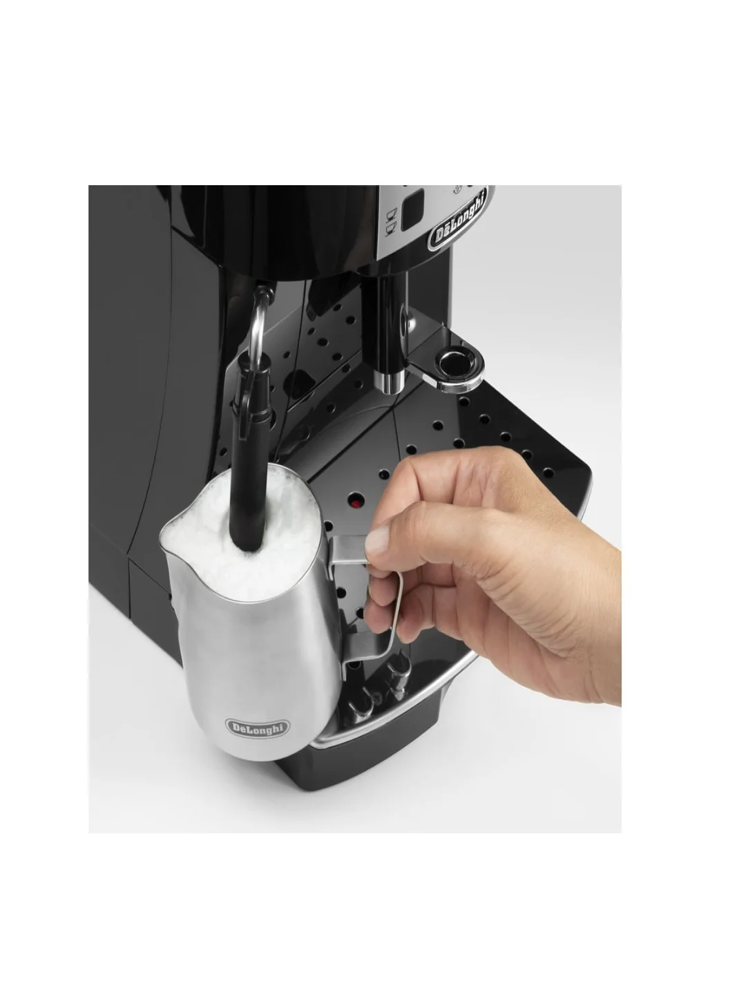 Кофемашина DeLonghi ECAM 22.110 B