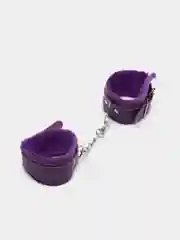 Фиолетовый наручники меховые для бдсм