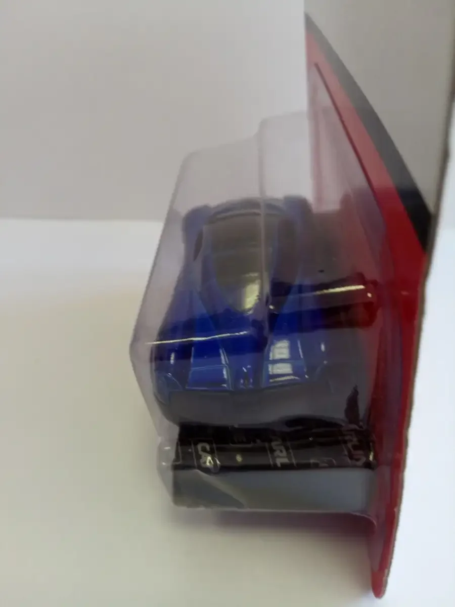 Машинка CARLINE, 1:64, GT9349, металл, инерционная, в блистере