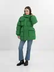 Белый женский пуховик зимний
