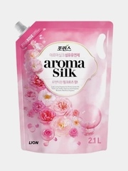 Кондиционер для белья с ароматом розы LION, 2100 г