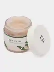 Лёгкий успокаивающий крем с полынью Round Lab Mugwort Calming Cream, 80 мл