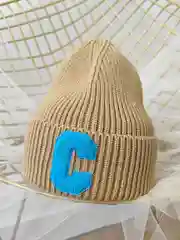 Бежевый утепленная шапка бини унисекс