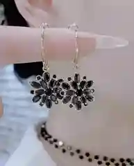 Женские серьги, "Черный цветок" сережки