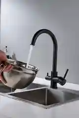 Черный смеситель для кухни с подключением фильтра питьевой воды Shevanik S128H