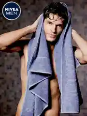 Гель для душа мужской NIVEA MEN "Сила угля", очищение без сухости кожи, 250 мл