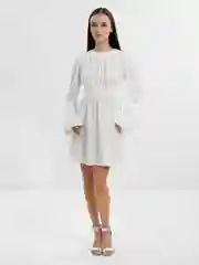Платье женское белое с перьями
