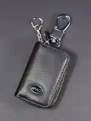 Чехол ключница для авто BYD Chery Geely Haval Toyota с логотипом