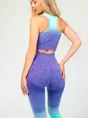 Сиреневый костюм спортивный женский