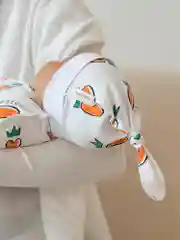 Коричневый пеленка (кокон на молнии) с шапочкой Amarobaby (Soft Hugs)