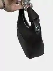 Женская кожаная сумочка