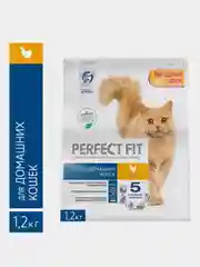 Cухой полнорационный корм PERFECT FIT™ для живущих в помещении кошек, с курицей, 1.2кг