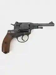 Пистолет пневматический револьвер Наган М1895, калибр 4,5 мм
