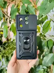Черный чехол противоударный для Infinix Hot 40 и 40 Pro/Инфиникс Хот 40 и 40 Про с защитой камеры