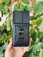 Черный чехол противоударный для Infinix Hot 40 и 40 Pro/Инфиникс Хот 40 и 40 Про с защитой камеры