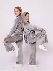 Костюм спортивный теплый велюровый для девочек